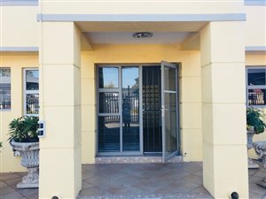 340 m² Office Space in Parkmore