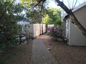 2 Bed Simplex in Fourways Gardens