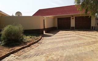3 Bedroom House in Mafikeng