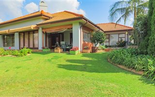 4 Bedroom House in Pecanwood