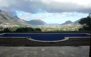 4 Bedroom House in Hout Bay and surrounds
