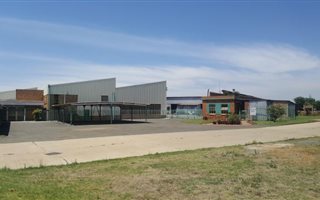 5000 m² Industrial space in Springs Central