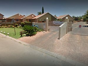 2 Bed Townhouse in Pomona
