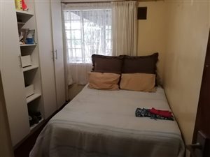 4 Bed Townhouse in Stanmore
