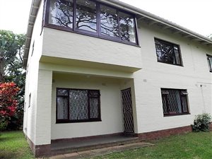 2 Bed Apartment in Umtentweni