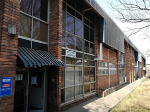 2700 m² Industrial space in Roodepoort Central