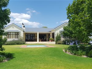 5100 m² Farm in Paarl