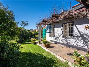 4 Bed House in Grahamstown Central
