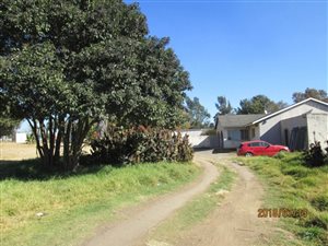 11 Bed House in Johannesburg Central and CBD