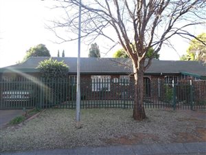 4 Bedroom House in Kanoniers Park