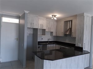 2 Bed Apartment in Parow North