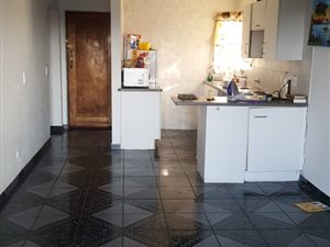 2 Bed Flat in Ridgeway