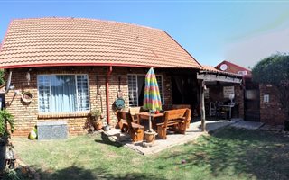 2 Bedroom Townhouse in Brummeria