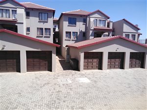 2 Bed Townhouse in Noordwyk