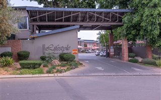 114 m² Office Space in Randpark Ridge