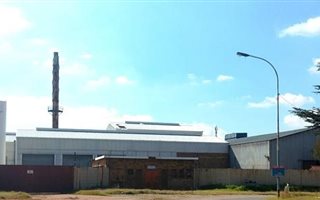 3000 m² Industrial space in Vulcania