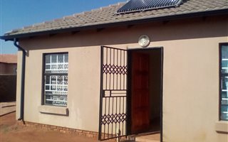 2 Bedroom House in The Orchards