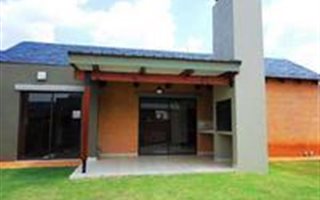 1 Bedroom House in Retire at Midstream