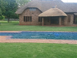 5 Bed House in Raslouw