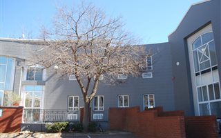663 m² Office Space in Bryanston