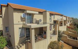 3 Bedroom House in La Montagne