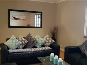 2 Bedroom Garden Cottage in Sardinia Bay
