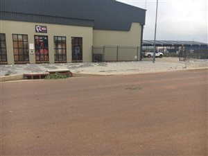 1280 m² Industrial space in Bendor