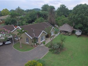 3 Bedroom House in Manors