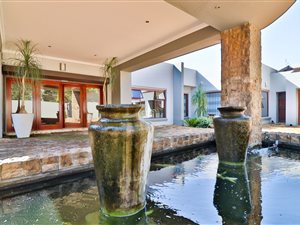 4 Bed House in Lakefield