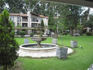 3 Bed Apartment in Miravaal