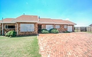 3 Bedroom House in Waldrift