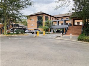 40 m² Commercial space in Tijger Valley and surrounds