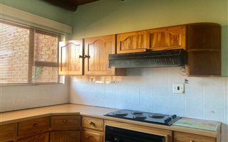 3 Bedroom Apartment in Selection Park