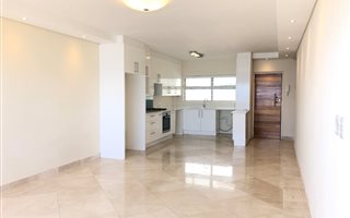 3 Bedroom Apartment in Mouille Point
