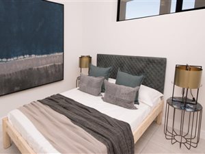3 Bed Apartment in Paardevlei