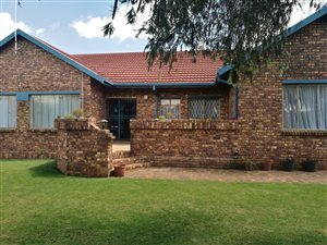 3 Bed House in Dennesig