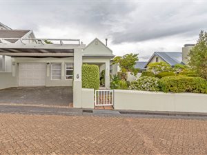 3 Bedroom House in Schonenberg Estate
