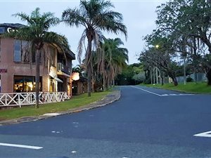 127 m² Retail Space in Uvongo