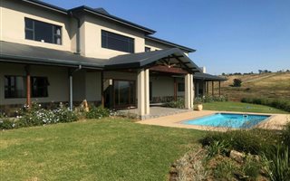 5 Bedroom House in Intaba Ridge Secure Eco Estate