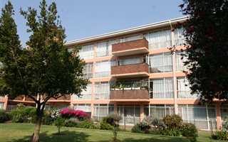 2 Bedroom Apartment in Kew