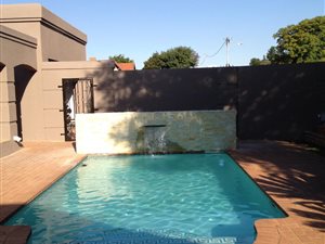 3 Bed House in Florida Park