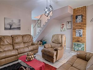2 Bed Townhouse in East Geduld