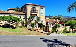 3 Bedroom House in Menkenkop