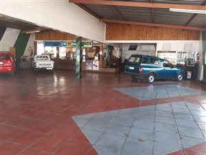 700 m² Commercial space in Carletonville
