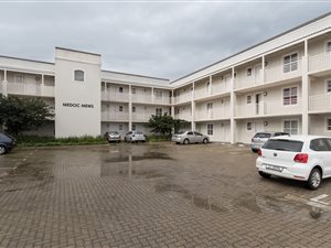 2 Bed Apartment in Nuutgevonden