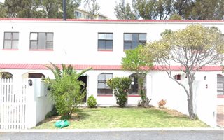 3 Bedroom Townhouse in Claremont