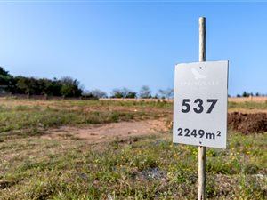 2249 m² Land available in Springvale Country Estate