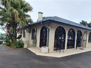 5 Bed House in Cowies Hill Park