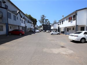 180 m² Commercial space in Glen Anil