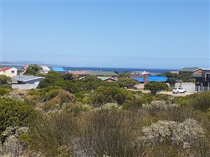 483 m² Land available in Franskraal